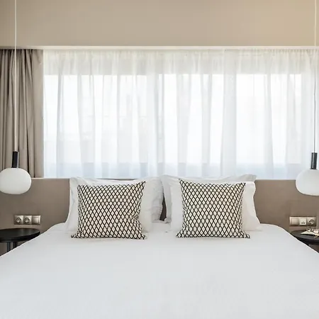 Urban Aparthotel